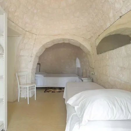 Trullo Bianco Ostuni