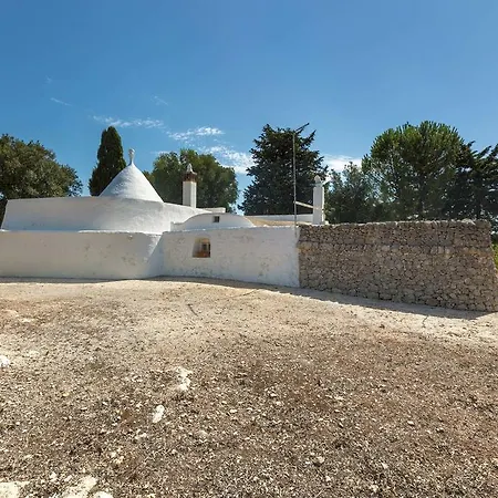 Trullo Bianco * Ostuni