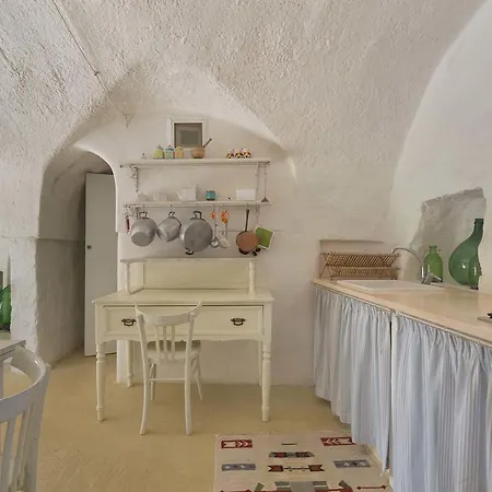 Trullo Bianco * Ostuni