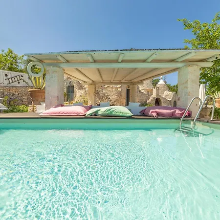 Villa Trullo Bianco