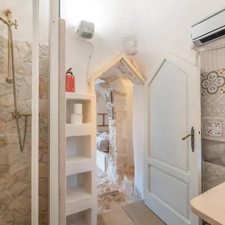 Trullo Bianco Ostuni