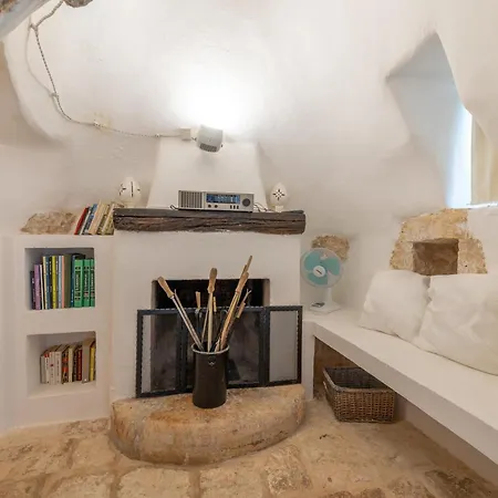Villa Trullo Bianco