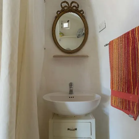 ヴィラ Trullo Bianco オストゥーニ